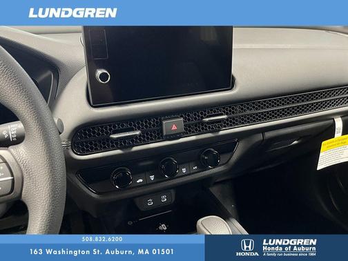 White 2027 Honda HR-V LX