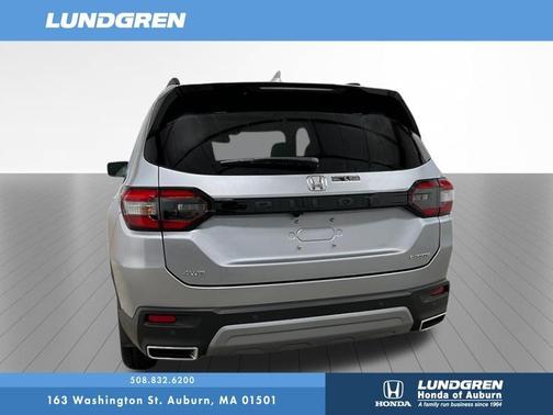 2025 Honda Pilot Touring