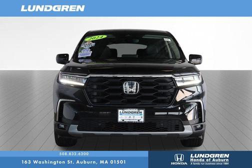 Crystal Black Pearl 2024 Honda Pilot EX-L 7-Passenger
