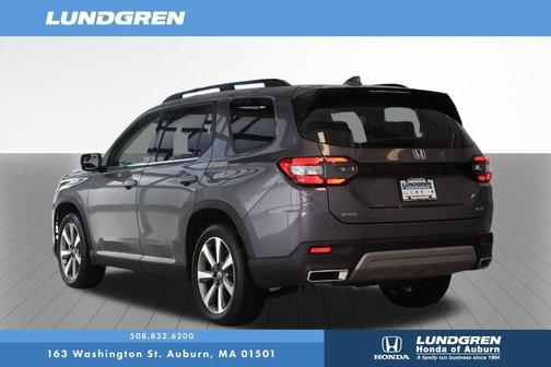 Modern Steel Metallic 2025 Honda Pilot Elite