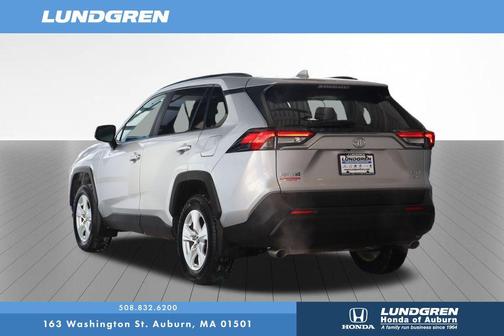 2020 Toyota RAV4 XLE