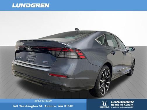 Meteorite 2026 Honda Accord Hybrid Touring