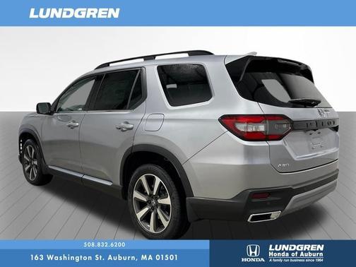 2025 Honda Pilot Touring