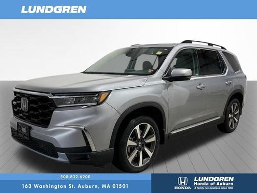 2025 Honda Pilot Touring