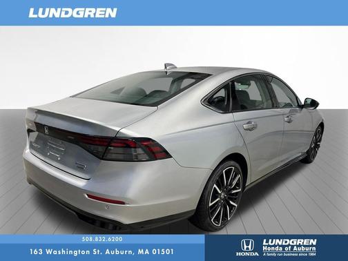 2025 Honda Accord Hybrid Touring