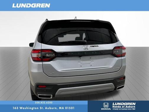 2025 Honda Pilot Touring