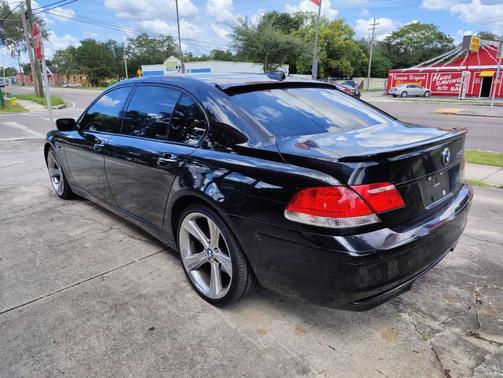 Photo 4 of 7 of 2007 BMW 750 Li