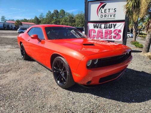 2018 Dodge Challenger SXT