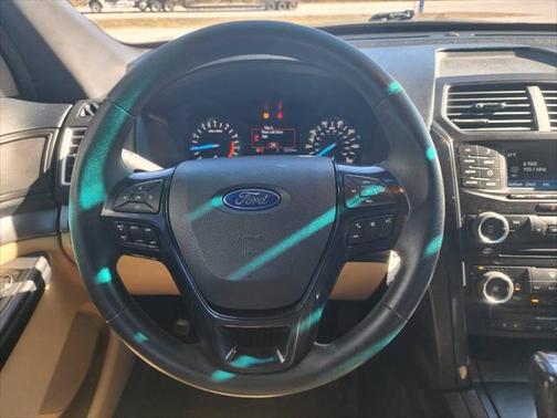 2016 Ford Explorer Base