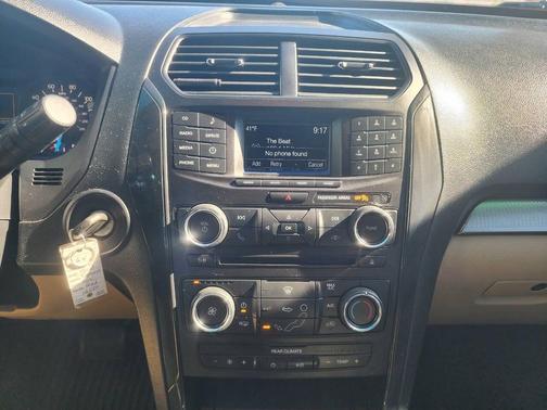2016 Ford Explorer Base