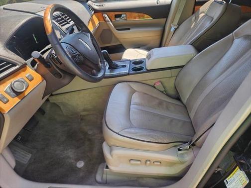 2015 Lincoln MKX Base