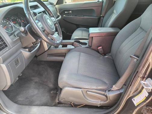 2011 Jeep Liberty Sport