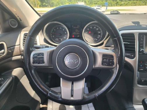 2011 Jeep Grand Cherokee Laredo