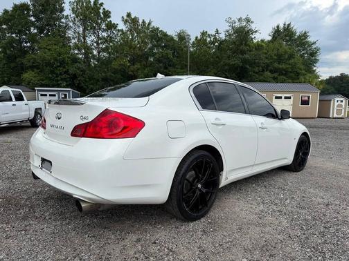 Moonlight White 2015 INFINITI Q40 Base