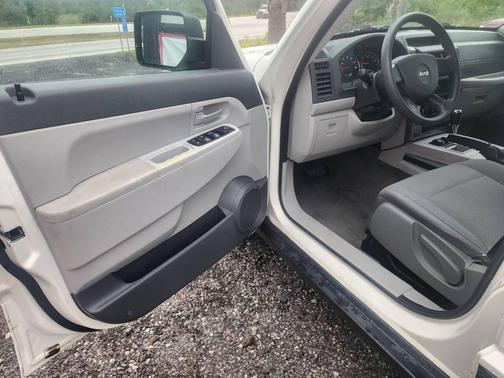 2008 Jeep Liberty Sport