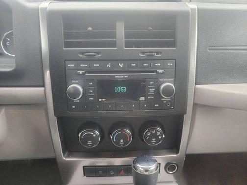 2008 Jeep Liberty Sport