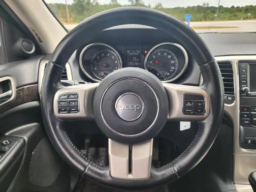 2012 Jeep Grand Cherokee Laredo