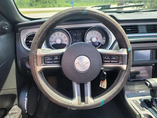 2010 Ford Mustang Premium