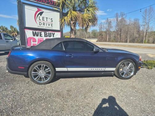 2010 Ford Mustang Premium