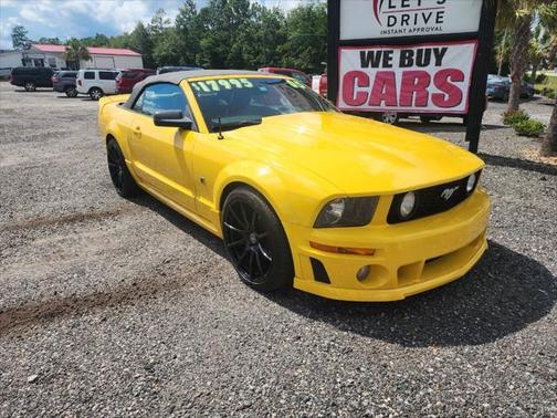 2005 Ford Mustang GT Premium