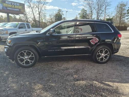 2018 Jeep Grand Cherokee Sterling Edition