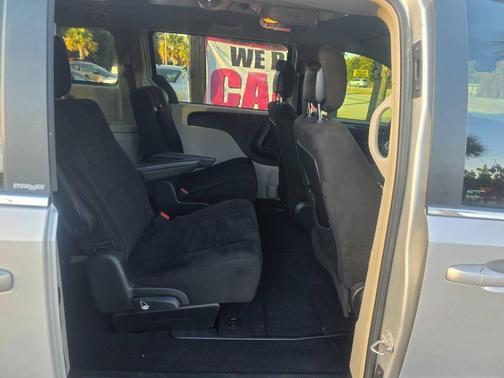 2012 Dodge Grand Caravan Crew