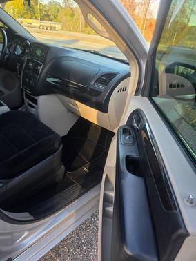 2012 Dodge Grand Caravan Crew