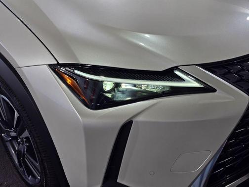Ultra White 2026 Lexus UX 300h Base