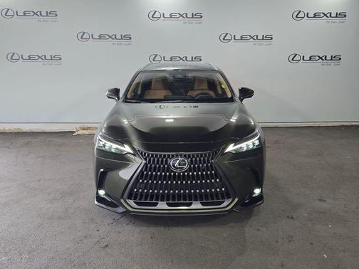 Nori Green Pearl 2026 Lexus NX 450h+ Luxury