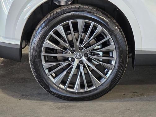 Eminent White Pearl 2026 Lexus RX 450h+ PREMIUM