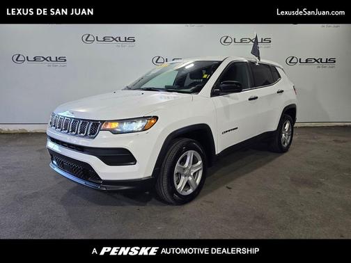 Bright White Clearcoat 2023 Jeep Compass Sport