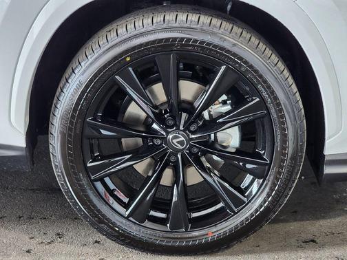 083 2026 Lexus NX 350 F SPORT Handling
