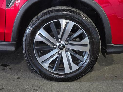ROJA 2021 Mitsubishi Outlander Sport 2.0 SE