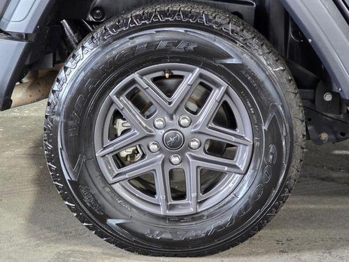Granite Crystal Clearcoat Metallic 2024 Jeep Wrangler Sport