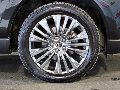 Celestial Black 2022 Toyota Venza LE