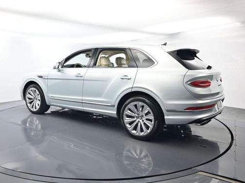 Breeze by Mulliner 2025 Bentley Bentayga Azure