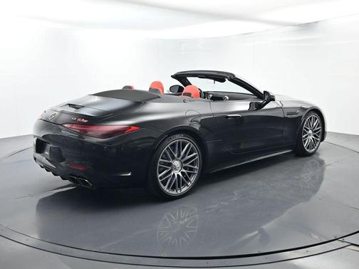 MANUFAKTUR Night Black 2025 Mercedes-Benz AMG SL 63 Base