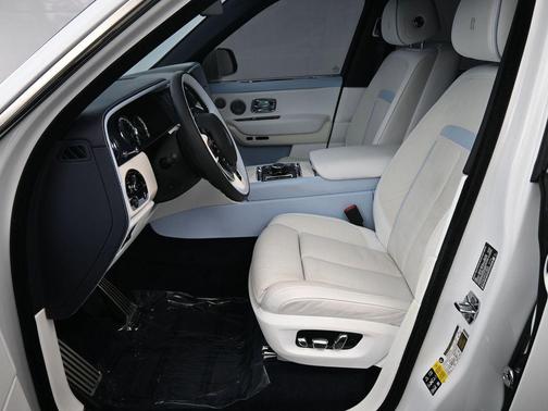 2023 Rolls-Royce Cullinan 