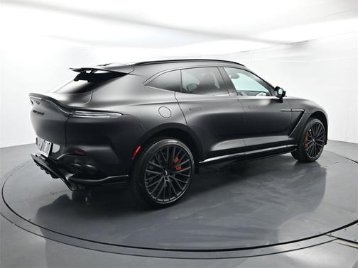 2024 Aston Martin DBX 707