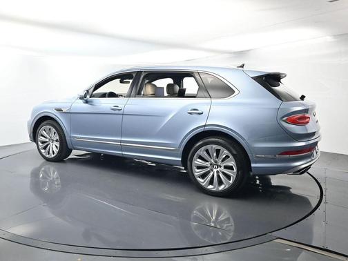 Fountain Blue Metallic 2023 Bentley Bentayga EWB Azure