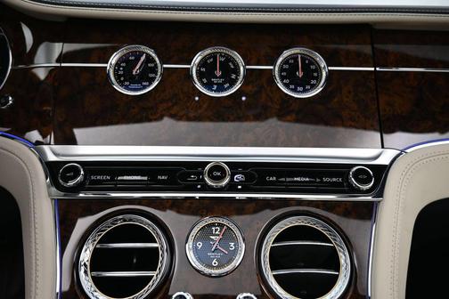 Glacier White 2020 Bentley Continental GT V8