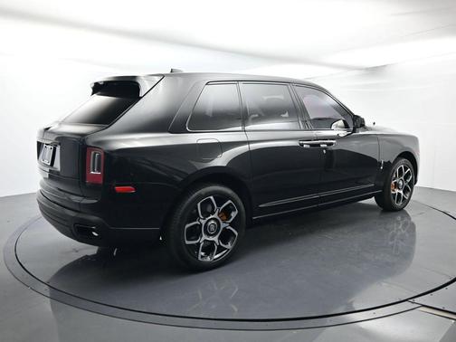 2023 Rolls-Royce Cullinan Black Badge