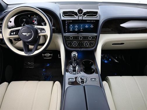 2022 Bentley Bentayga V8