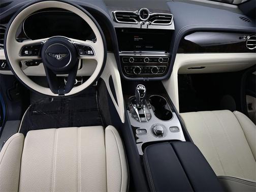 2022 Bentley Bentayga V8