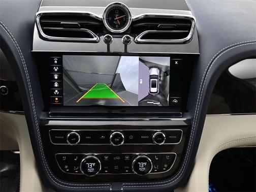 2022 Bentley Bentayga V8