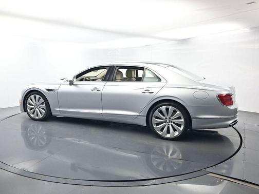 Moonbeam 2026 Bentley Flying Spur