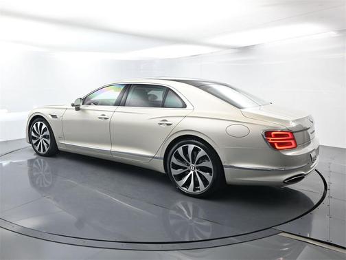 2026 Bentley Flying Spur Azure