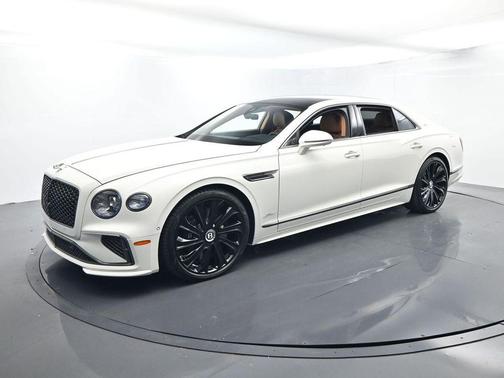 Glacier White 2025 Bentley Flying Spur Speed
