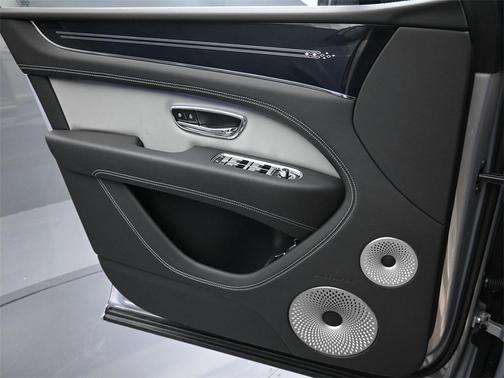 2025 Bentley Bentayga S
