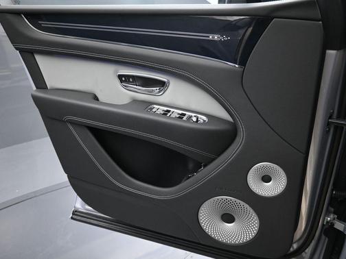 2025 Bentley Bentayga S